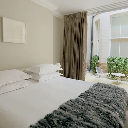 56 Welbeck Street-3