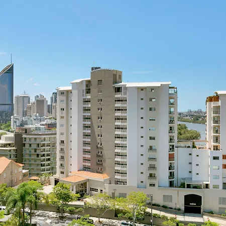Hotel Diana South Brisbane-2