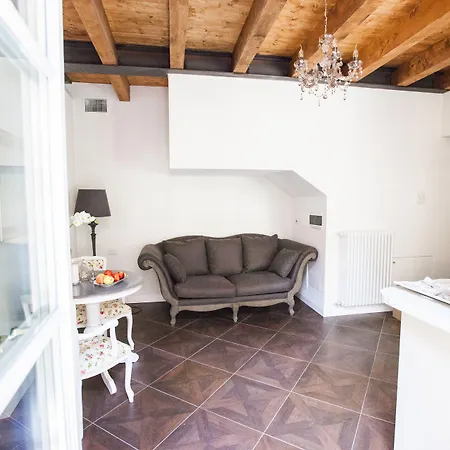 Alessia'S Place-2