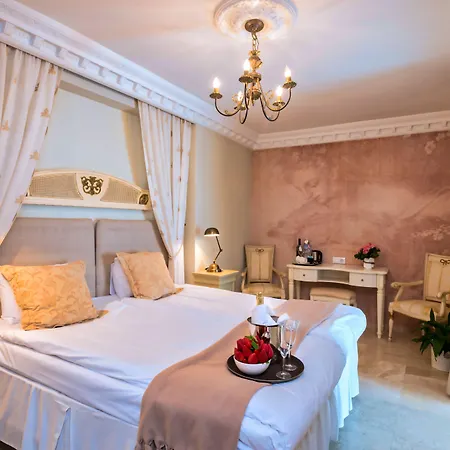 The Town House (Adults Only)-2