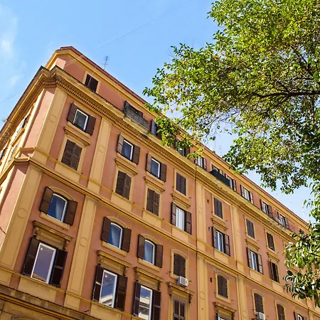 Colonna Luxury Suites-3