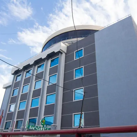 Lemon Tree Hotel, Banjara Hills, Hyderabad-3