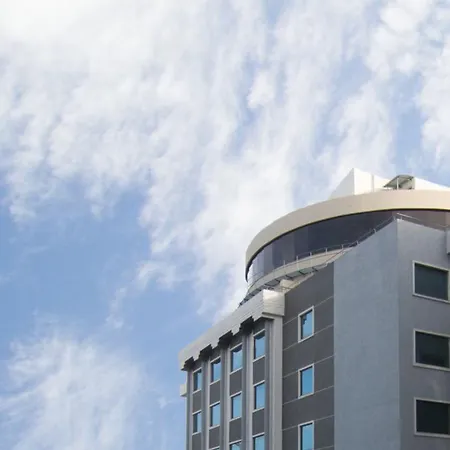 Lemon Tree Hotel, Banjara Hills, Hyderabad-2