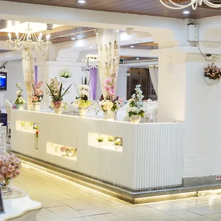 Fuhao Hotel-3
