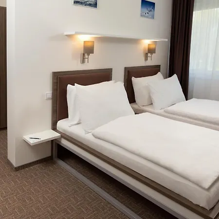 Sky Hotel Prague-3