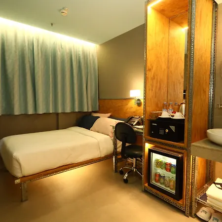 Ind Hotel-3