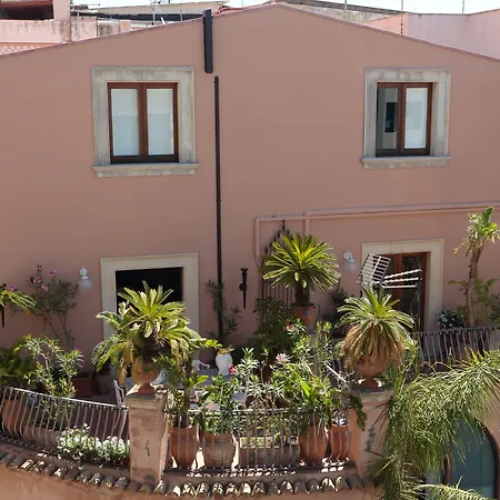 Al Duomo Rooms & Flats-3