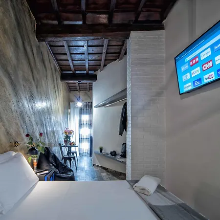 Starhome Navona-2