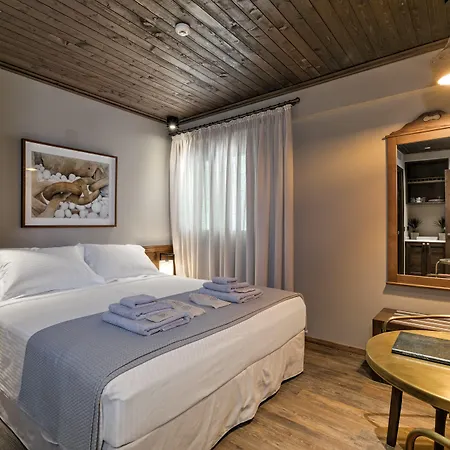 Estia Boutique Apartments-3