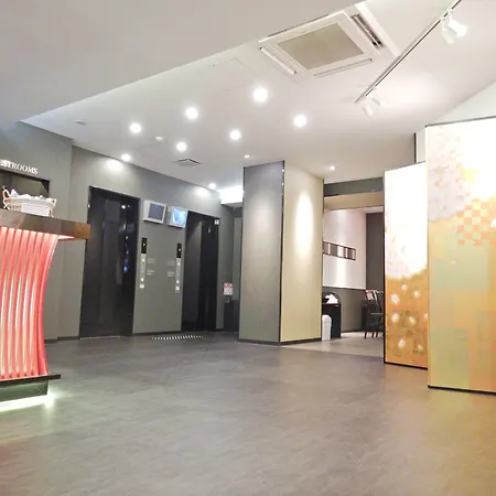 Kuromon Crystal Hotel-2