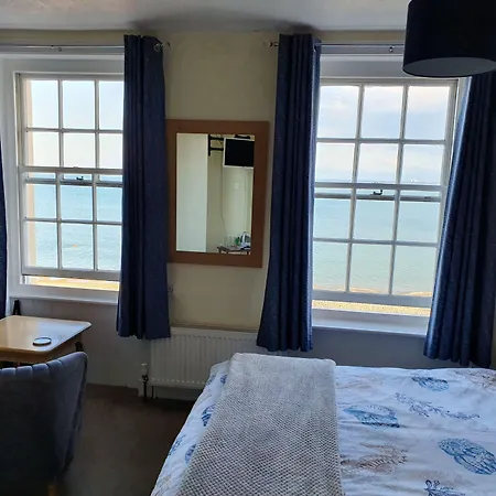 Lyndale Guest House-2