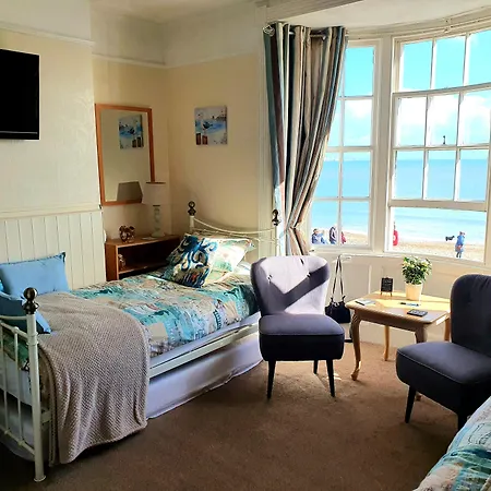 Lyndale Guest House-3