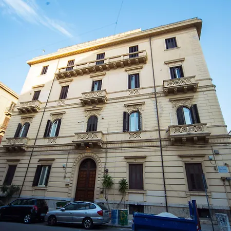 Palermo Gallery-3