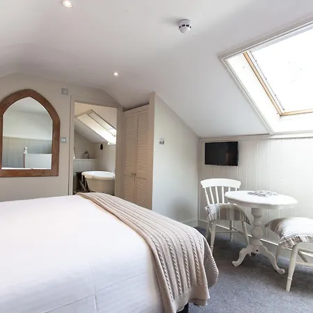 Headland House Luxury B&B-3