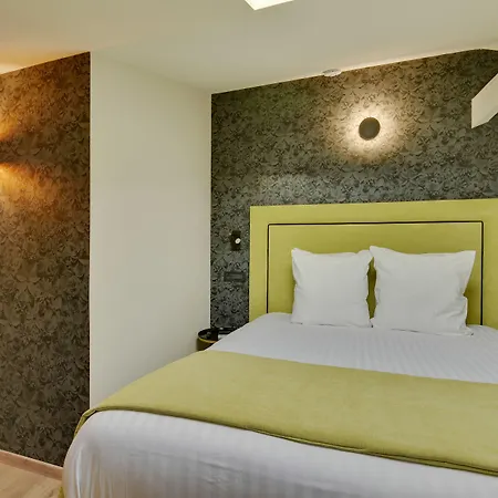 Villa Erizio Aparthotel - A Bucolic And Urban Break-3