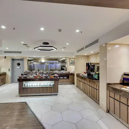 Ramada By Wyndham Istanbul Old City-2