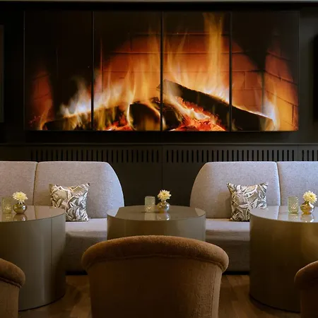 Leonardo Royal Hotel Munich-3