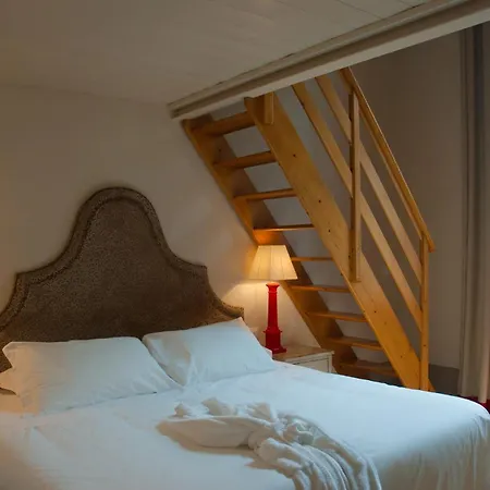 Nove Guest House-2