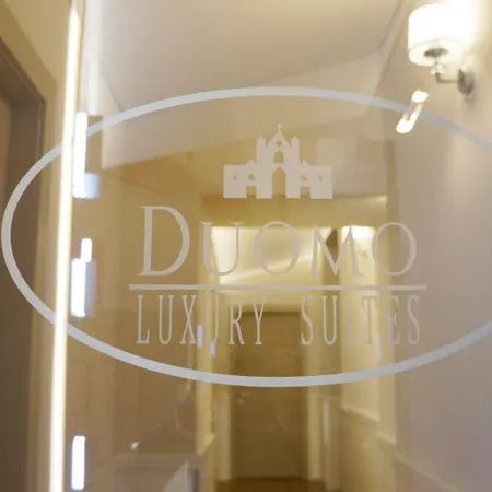Duomo Luxury Suites-3