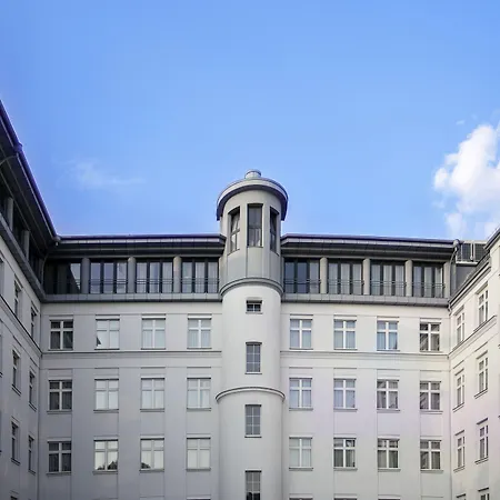 Quentin Xl Potsdamer Platz-3