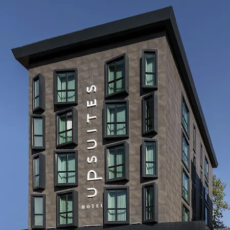 Upsuites Hotel-3