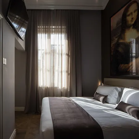 The Frame Hotel-3