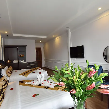 S Central Hotel And Spa-3