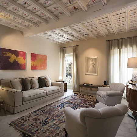 Palazzo Caruso-2