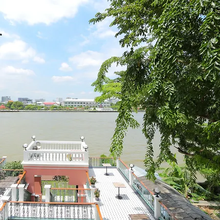 Hiranyakul House Riverside-3