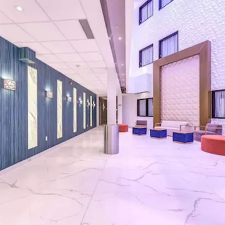 Est Hotel-2