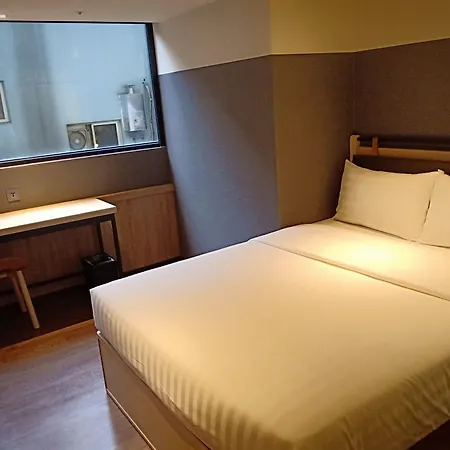 City Suites - Main Station-3
