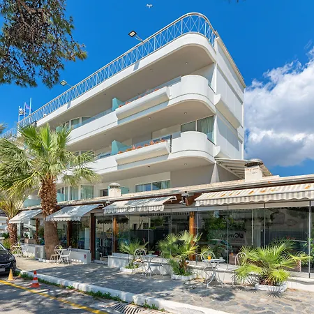Maison 66, Riviera Hotels-2