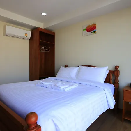 Royale 8 Ville Guest House-3