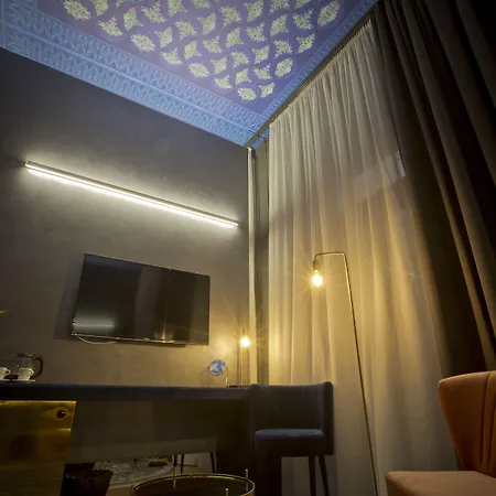 Noble Boutique Hotel - Adults Only-3