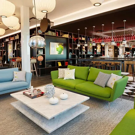 Citizenm Copenhagen Radhuspladsen-2