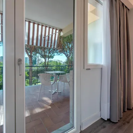 Diamond Suite-2