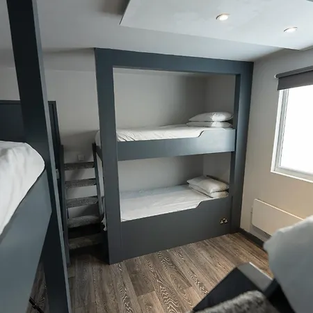Vibe Holiday Apartments-3