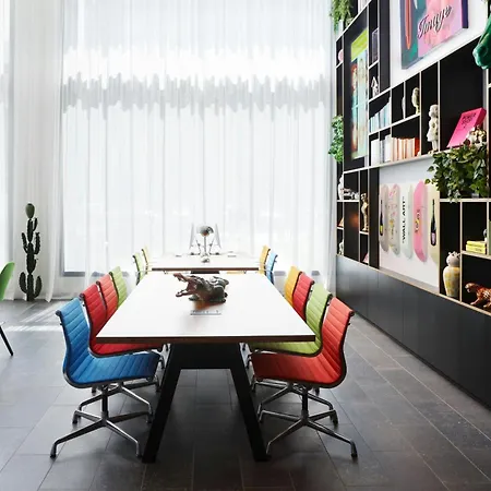 Citizenm Los Angeles Downtown-2