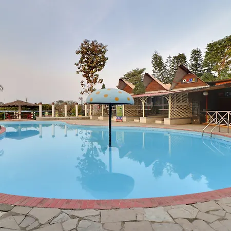 Treebo Premium Blue Mountain Resort With Swimming Pool-2