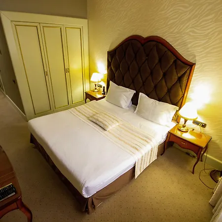 Sapphire Inn Hotel-2