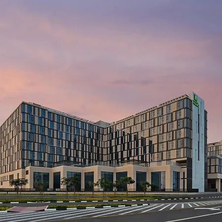 Staybridge Suites Dubai Al-Maktoum Airport By Ihg-3