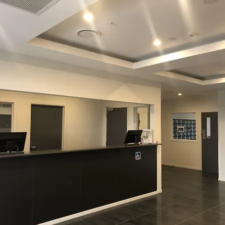 Ramada Suites By Wyndham Auckland Manukau Pacfic Centre-2