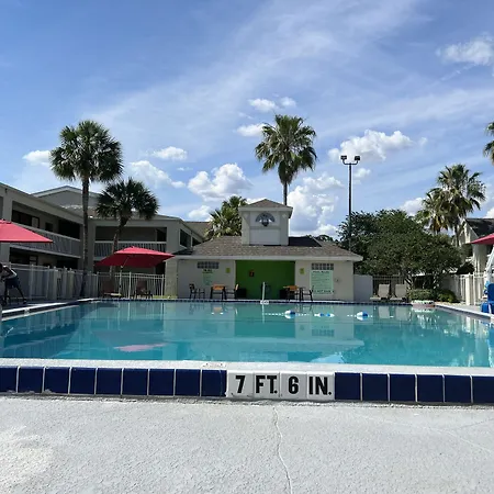 A & S Vacation Rooms-2