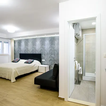 Dubrovnik Spectrum Rooms-3