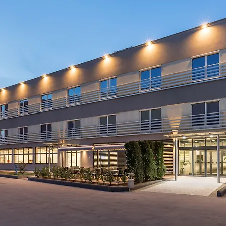 Hotel Mondo-2
