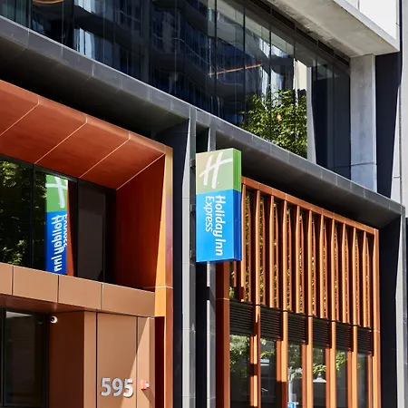 Holiday Inn Express Melbourne Little Collins By Ihg-3