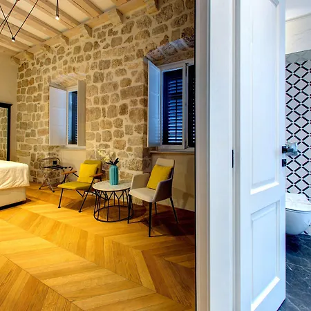 Boutique House Forty-Four-2
