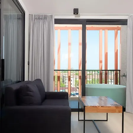 Prime Town - Posh & Port Hotel Phuket-2