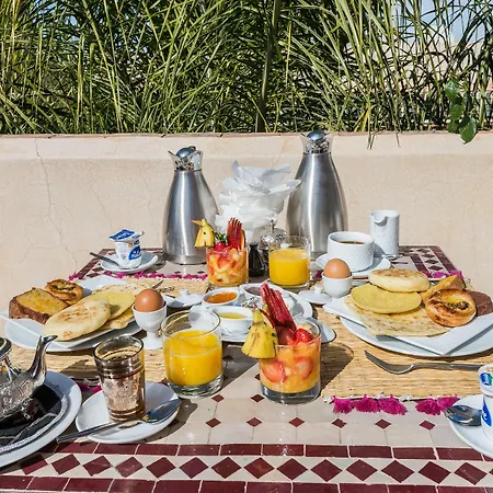 Riad Tahyra-3