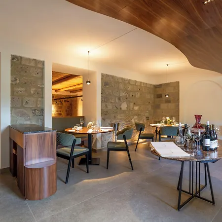 Caruso Sea View-3